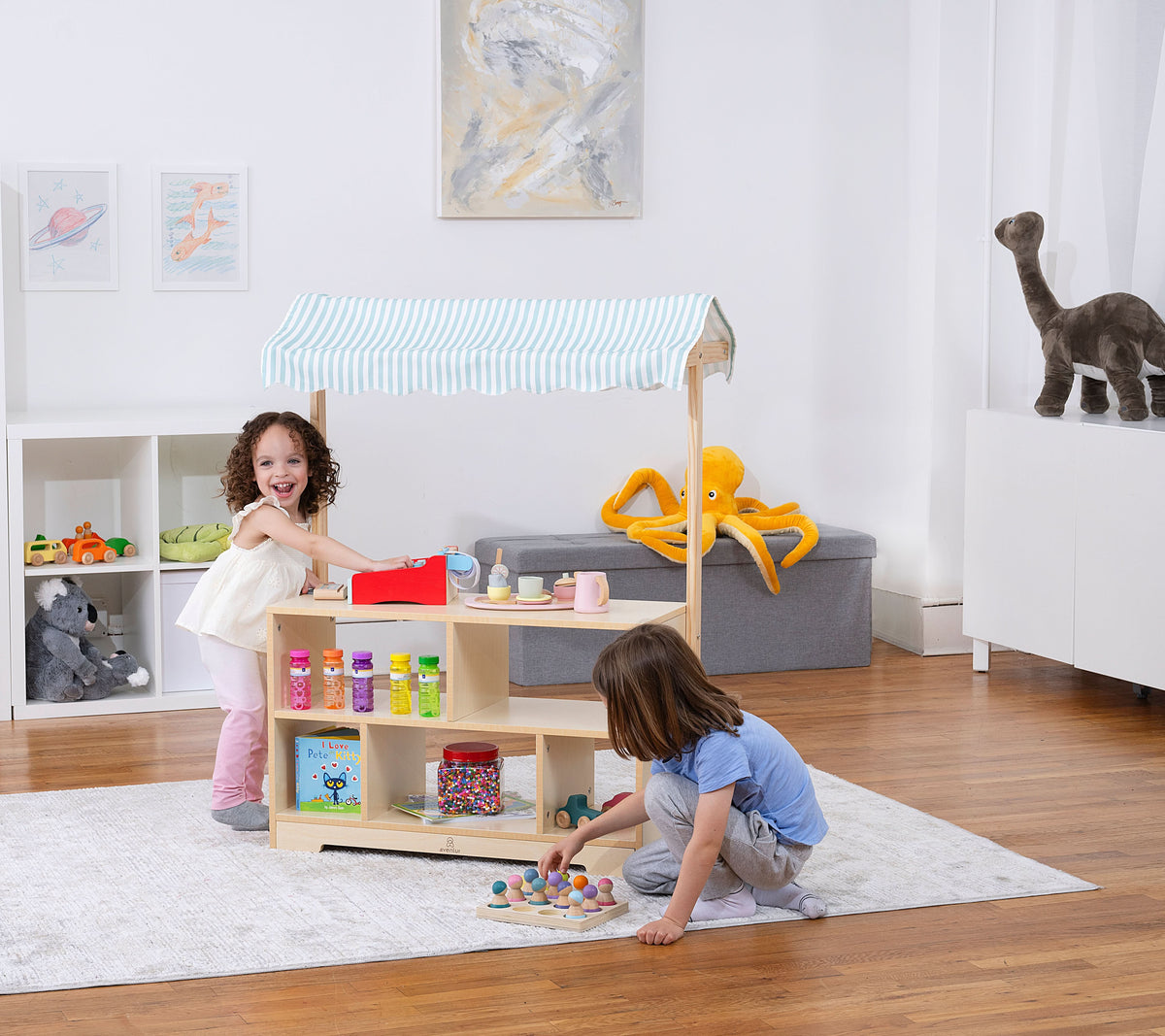 Three Little Tots Holly Wooden Market Stand Kids' Pretend Play Shop and Display Shelf, another angle