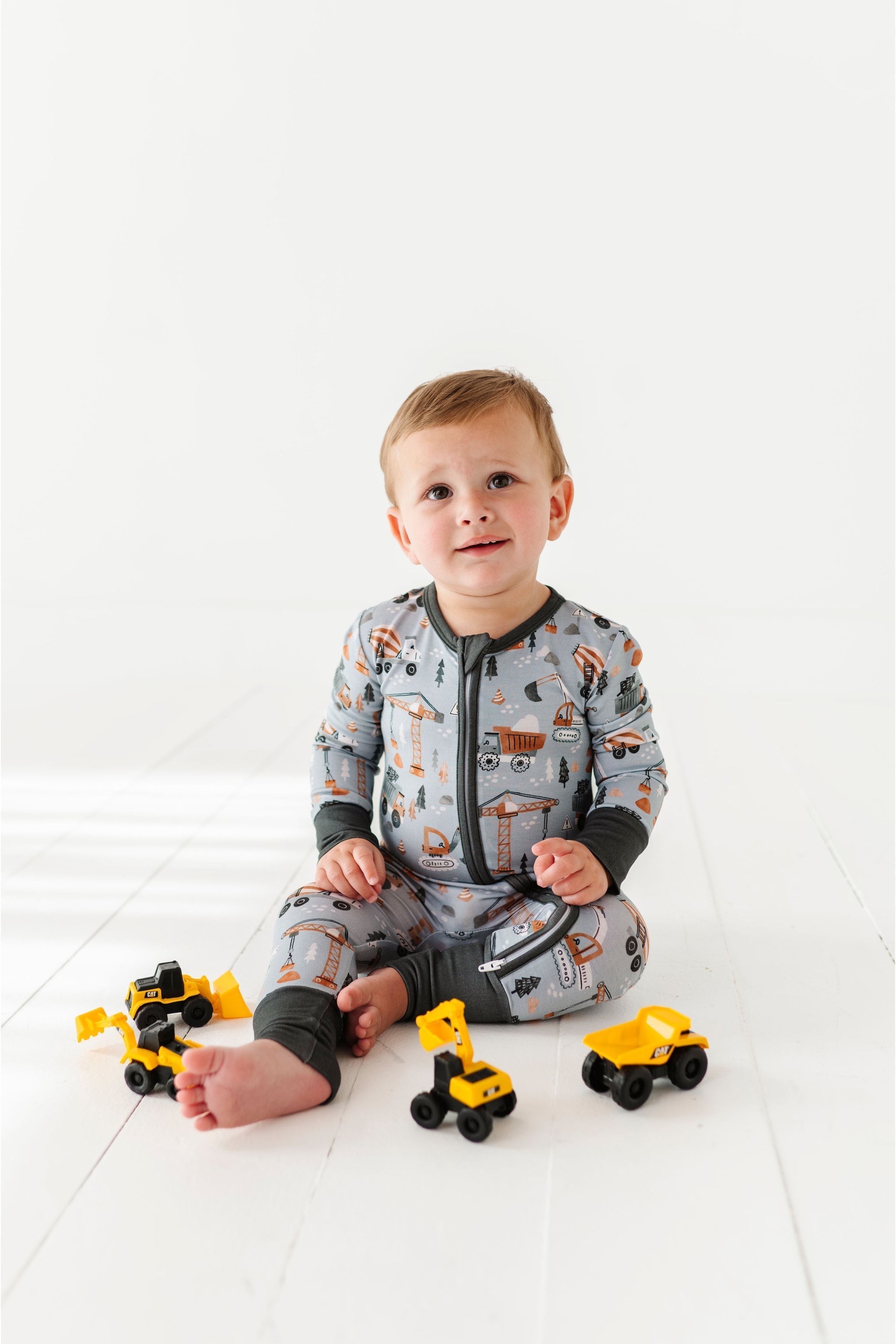 Three Little Tots Bamboo One Piece Zip Pajama - Mason, alternate angle