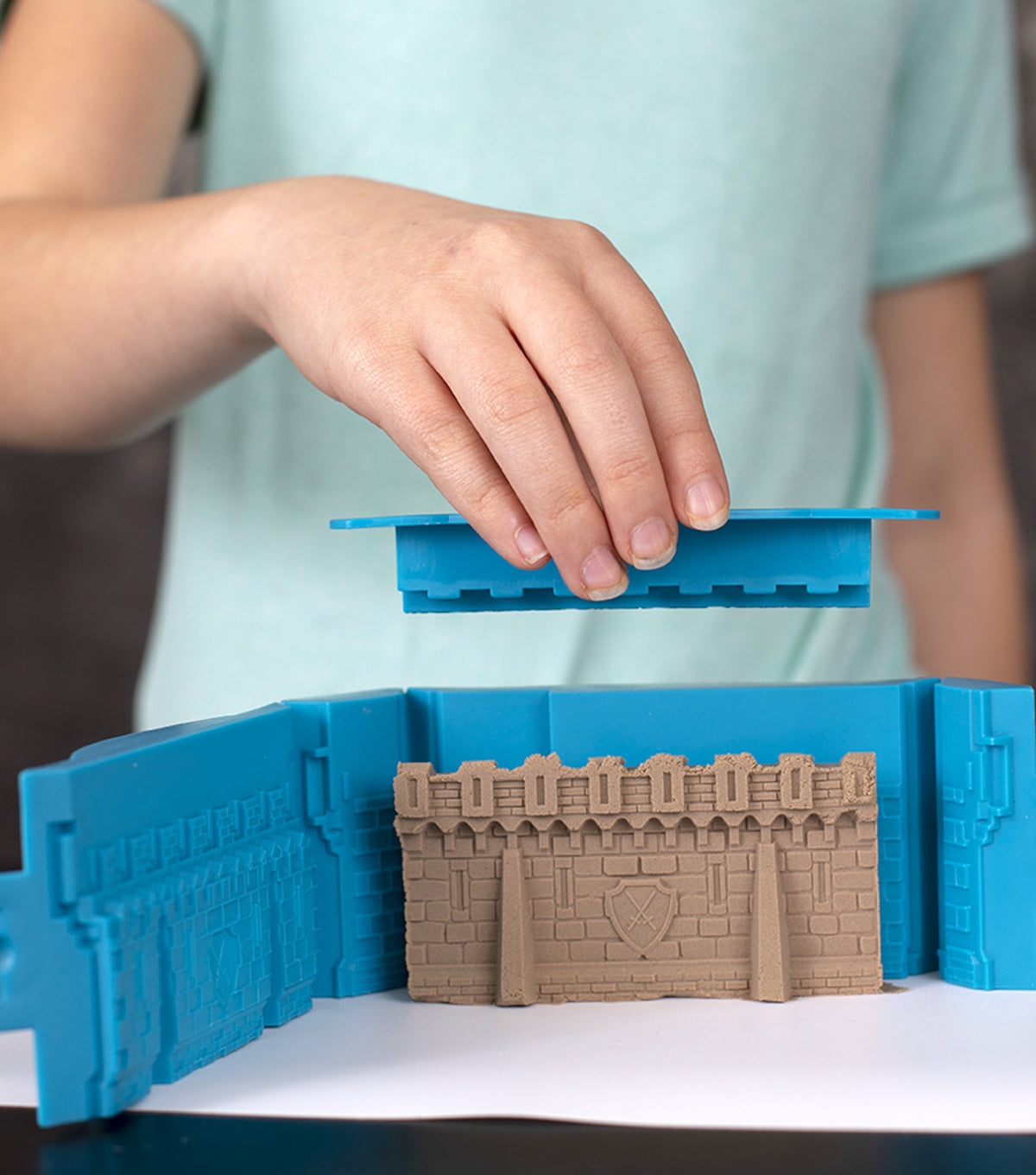 Create A Castle BuildMaster™ Indoor Activity SUPER MEGA Kit Sand/Snow