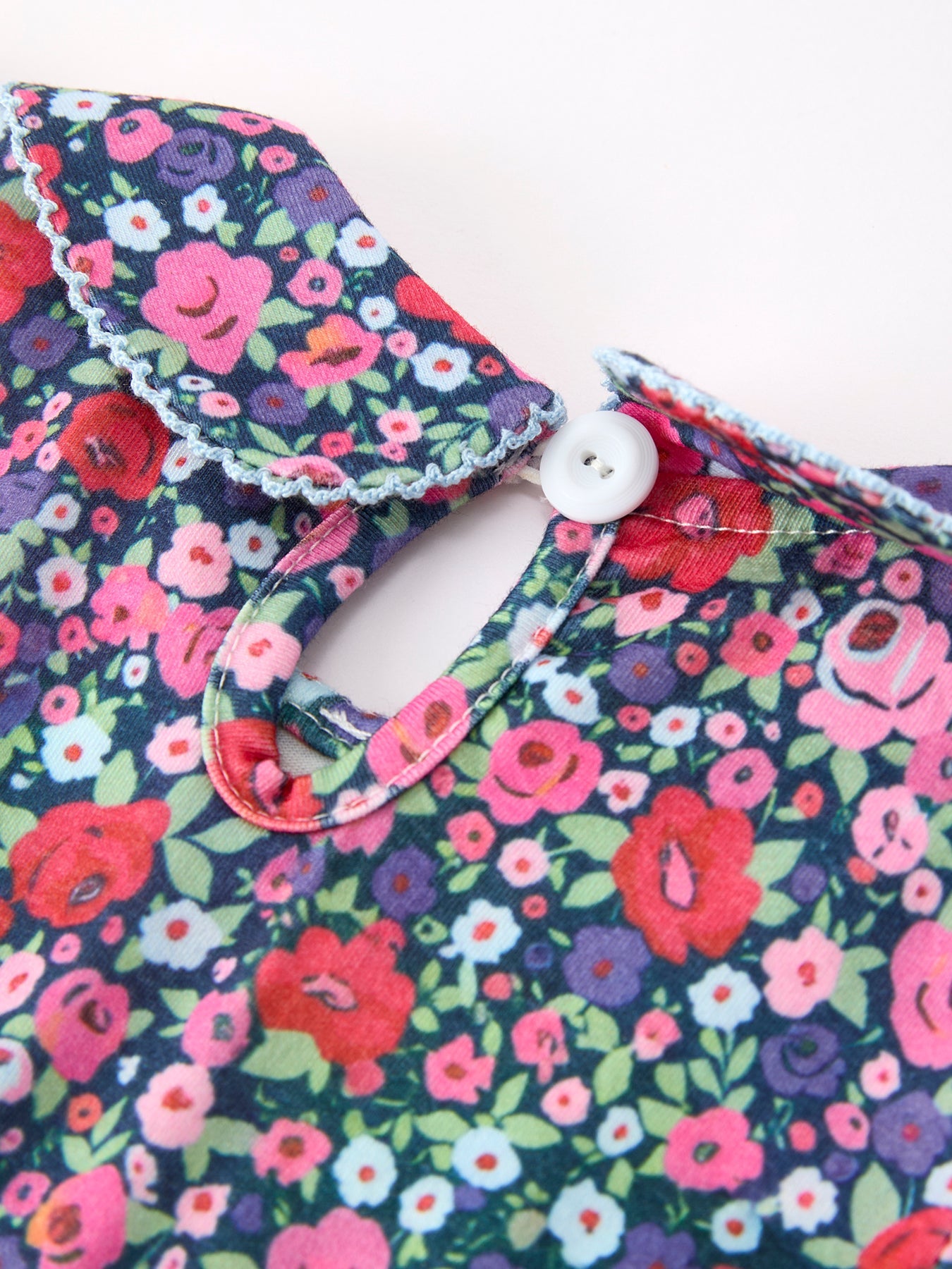 Three Little Tots Blue Bow Floral Smocked Girl Bloomer Set, extra product detail