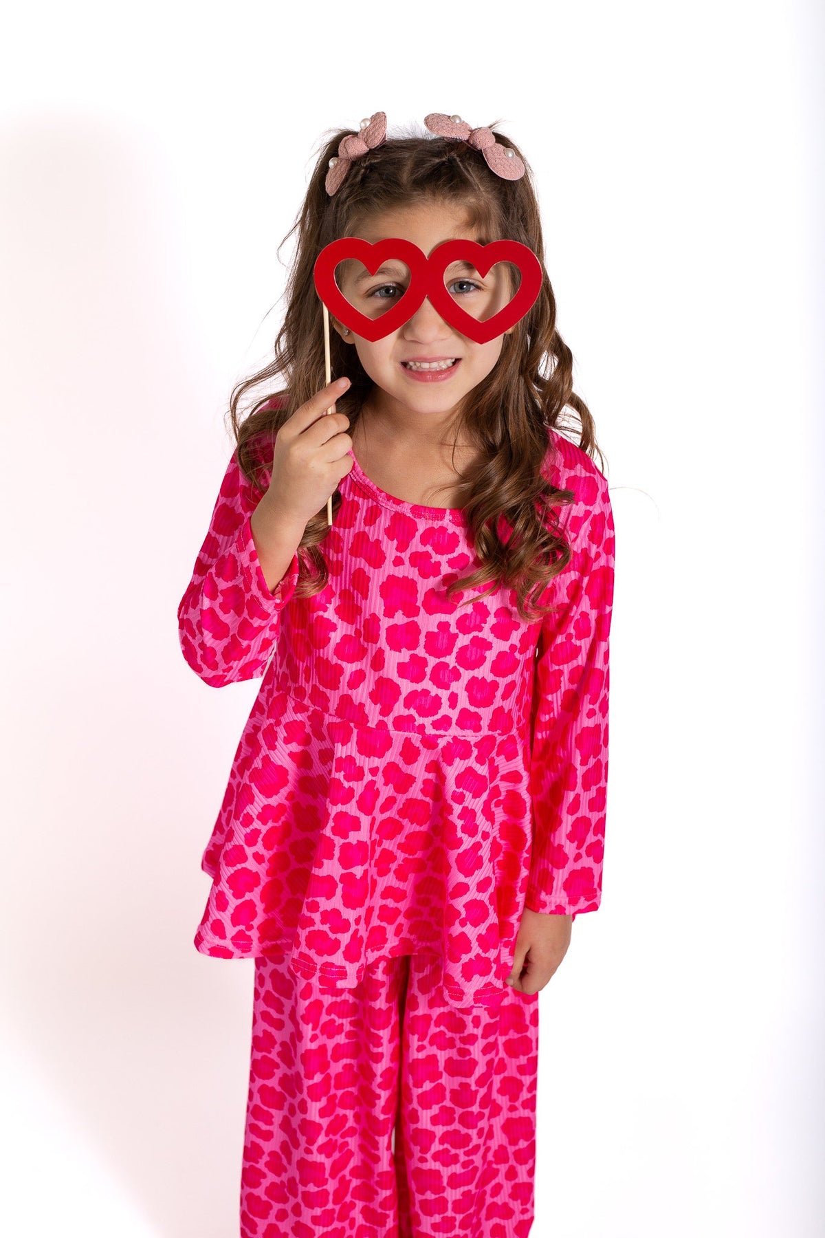 Three Little Tots Pink leopard ribbed lounge set, additional product photo