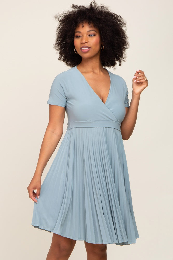 Three Little Tots Mint Pleated Maternity Nursing Dress, extra product detail