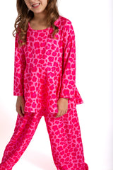 Three Little Tots Pink leopard ribbed lounge set, alternate angle