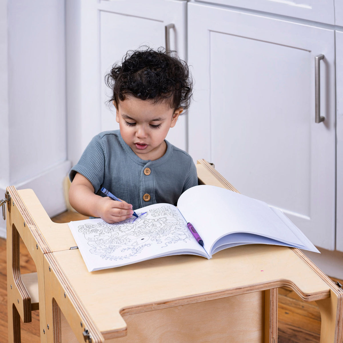 Three Little Tots Date 4-in-1 Kitchen Tower and Desk, extra product detail