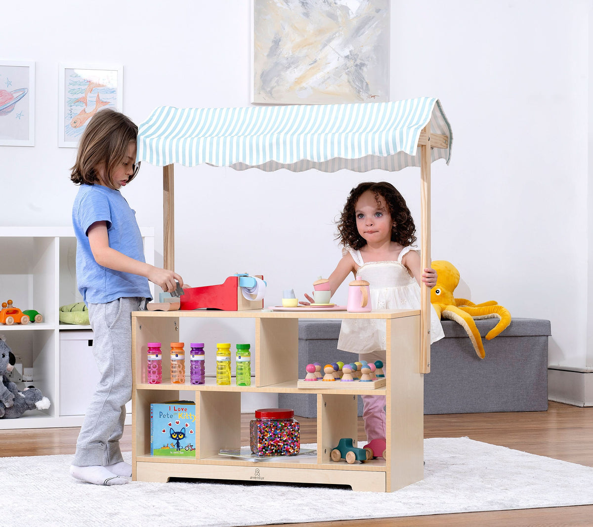 Three Little Tots Holly Wooden Market Stand Kids' Pretend Play Shop and Display Shelf, fifth additional photo