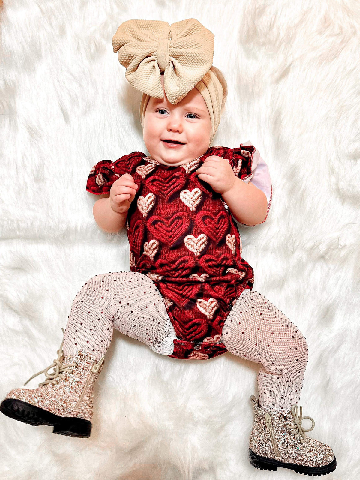 Embroidered hearts leo