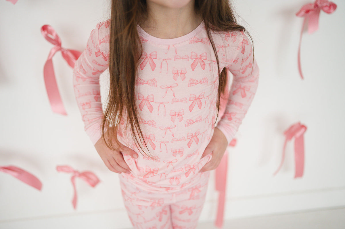 Three Little Tots Pink Bows, third additional photo