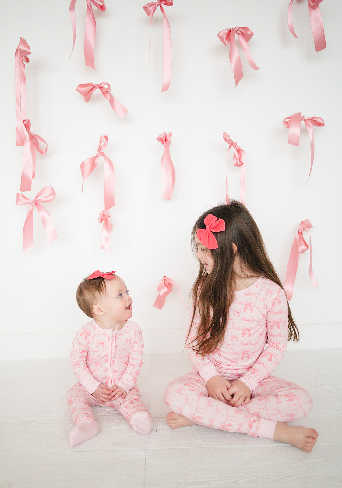 Three Little Tots Pink Bows, fourth additional photo