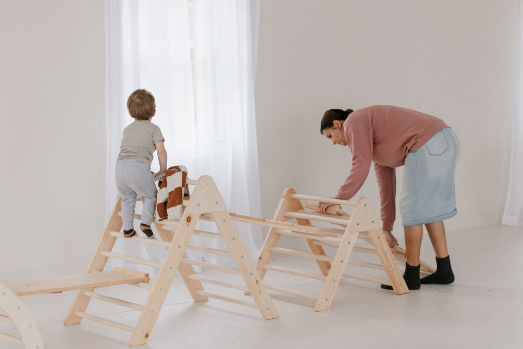 Climbing Triangles & Arch Sets