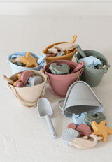 Silicone Sand bucket with toys and shovel