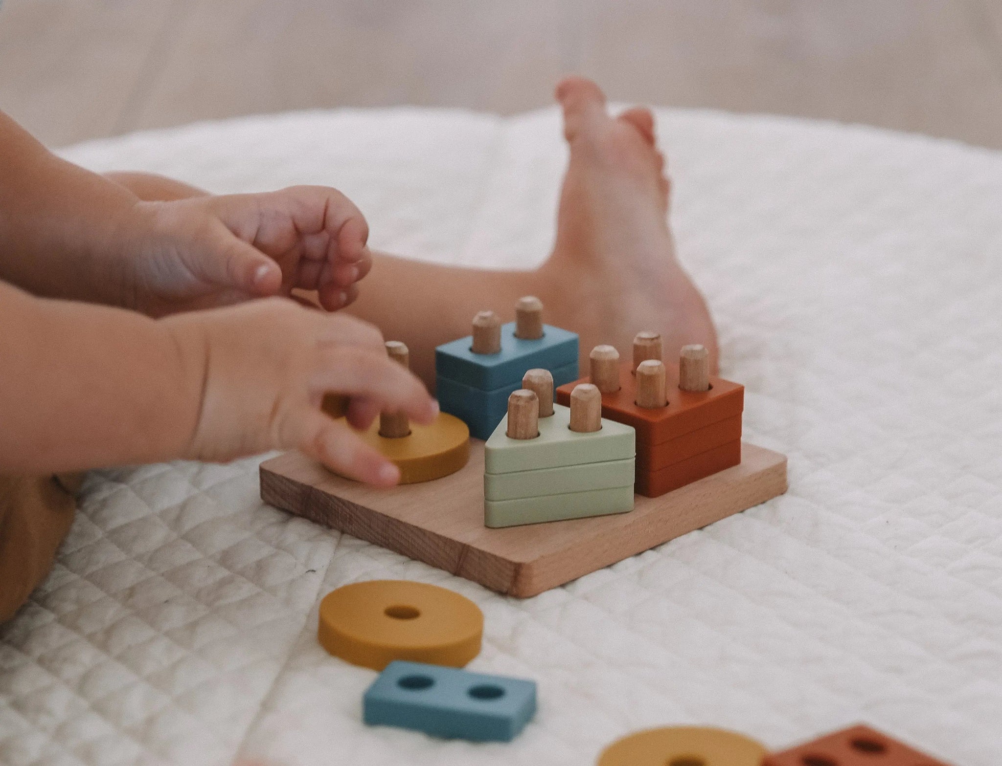 Three Little Tots Montessori Shape Puzzle Toy Lytl, third additional photo