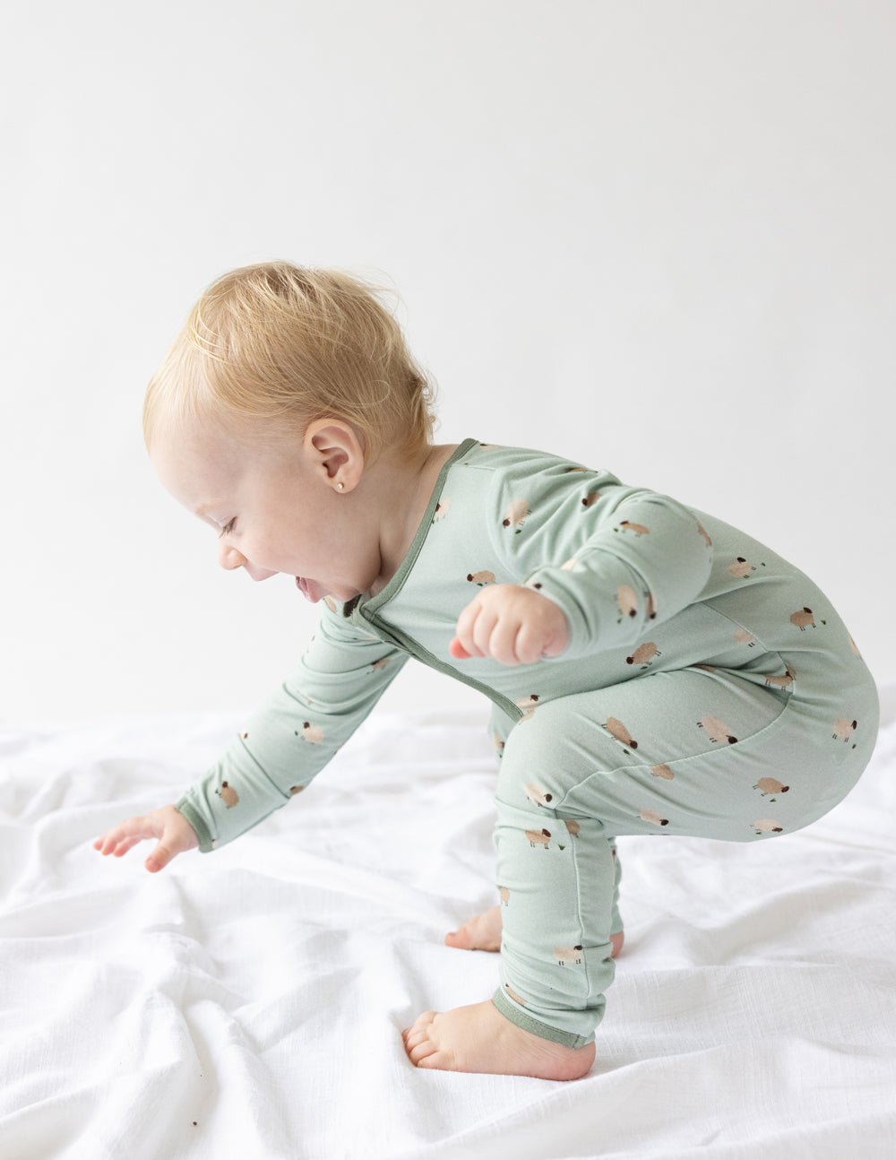 Three Little Tots Lamb Bamboo Convertible Footed Onesie, additional product photo