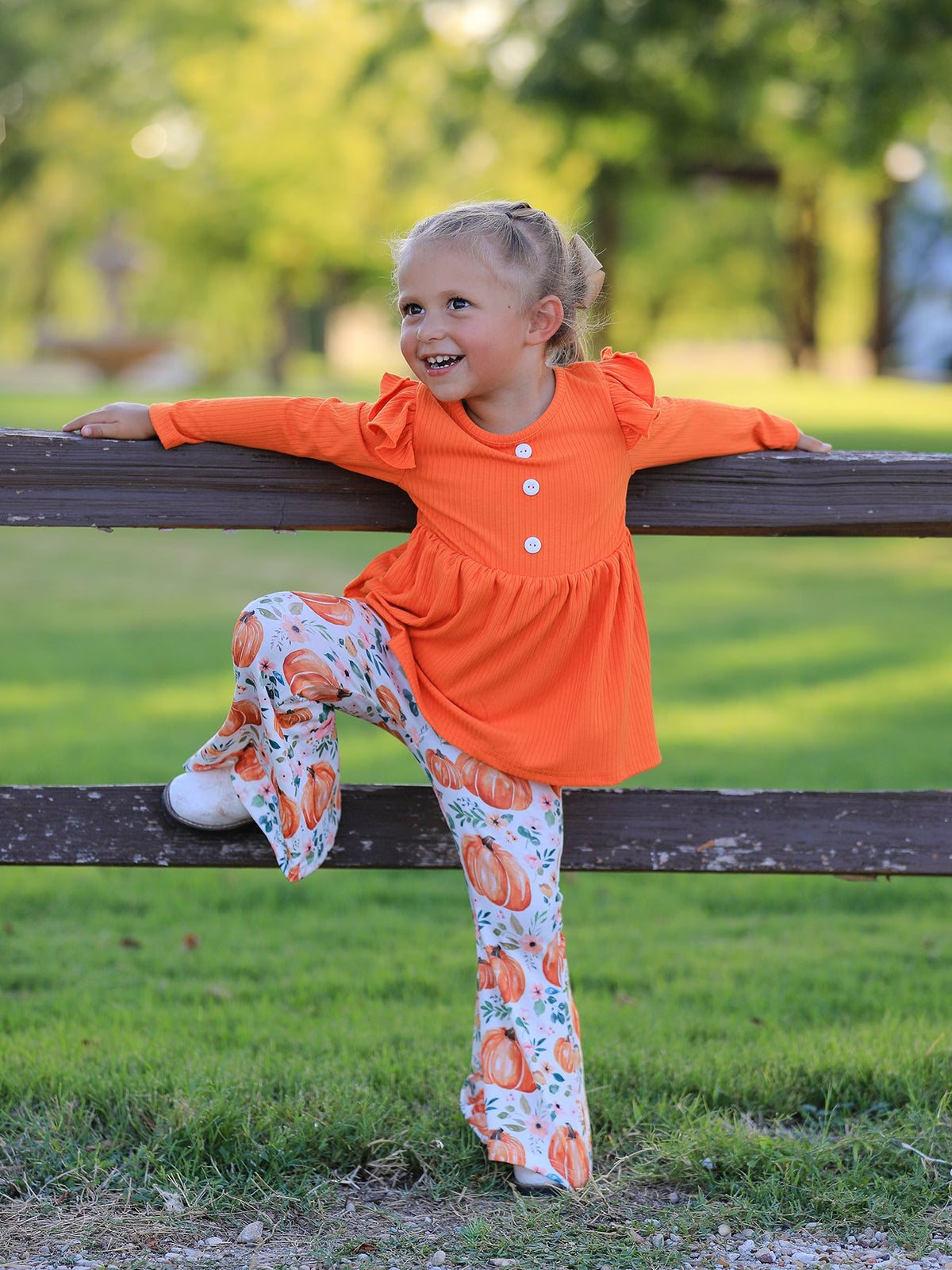 Three Little Tots Girls Fall Pumpkin Print Set, additional product photo