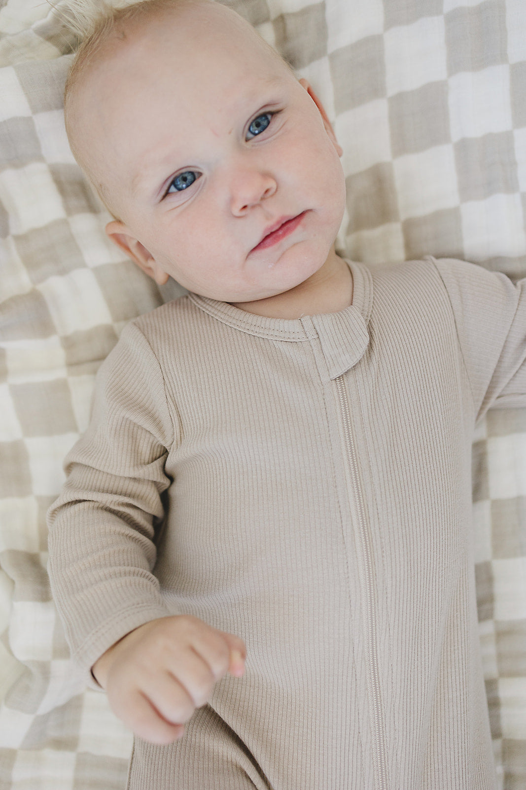 Three Little Tots Oatmeal Organic Cotton Ribbed Zipper, supplementary photo