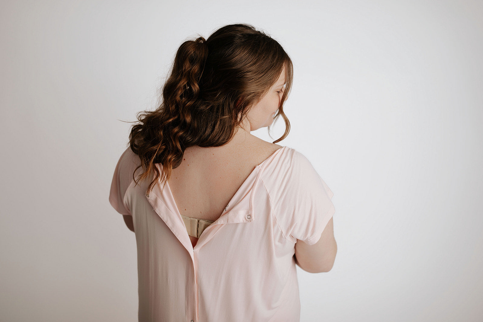 Three Little Tots Plus Size Heavenly Pink Mommy Labor and Delivery Nursing Gown Variants, supplementary photo