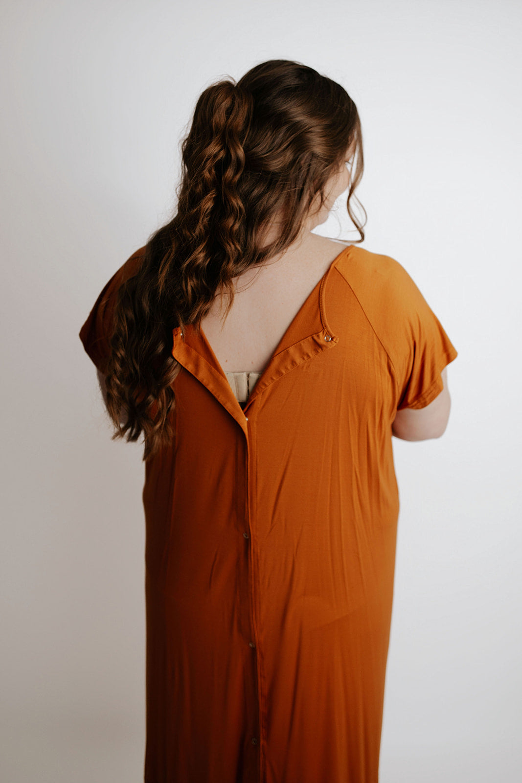 Saddle Tan Labor and Delivery Nursing Hospital Gown – Three Little Tots