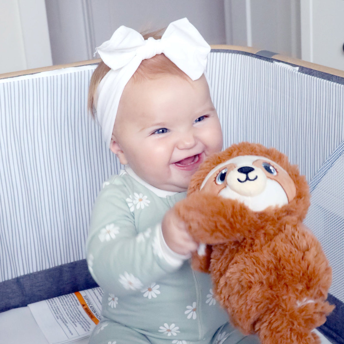 Three Little Tots Shusher Sloth Plush Sound Machine, alternate angle