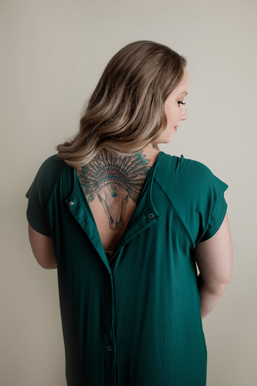 Snaps down the back of the Three Little Tots hospital gown that allow for epidurals and monitor access while keeping your butt covered