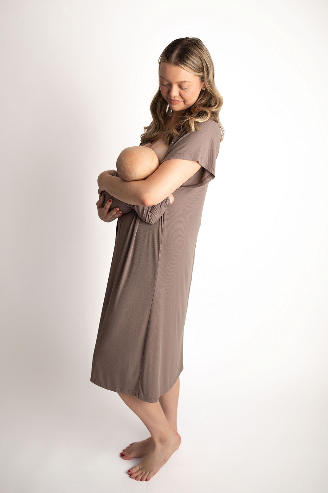 Three Little Tots Cocoa Brown Labor and delivery gown. The cutest softest Labor and delivery hospital gown. Snaps down the shoulder allow for you to pull up and down over IVs and for easy access to breastfeed