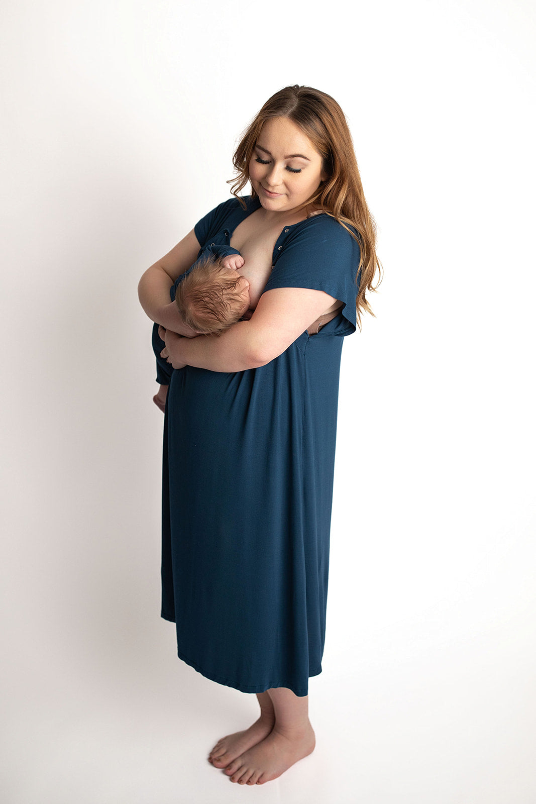 Three Little Tots Navy Blue Labor and delivery gown. The cutest softest Labor and delivery hospital gown. Snaps down the shoulder allow for you to pull up and down over IVs and for easy access to breastfeed