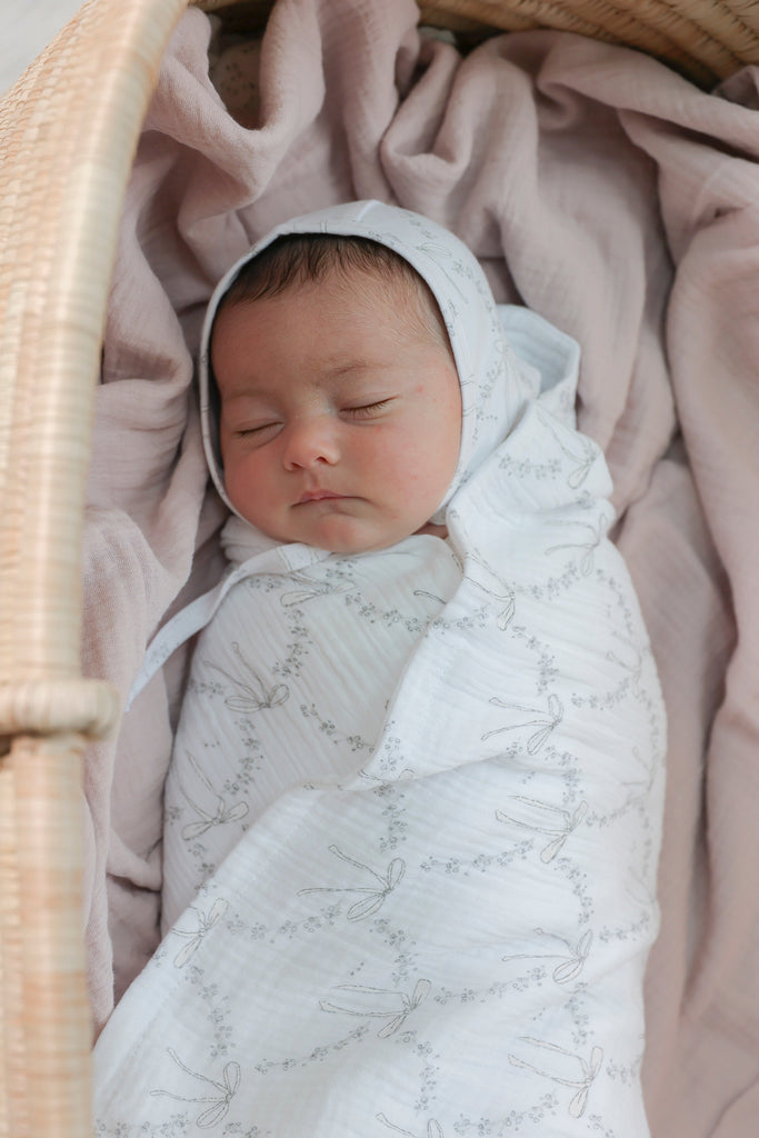 Bow Print Swaddle