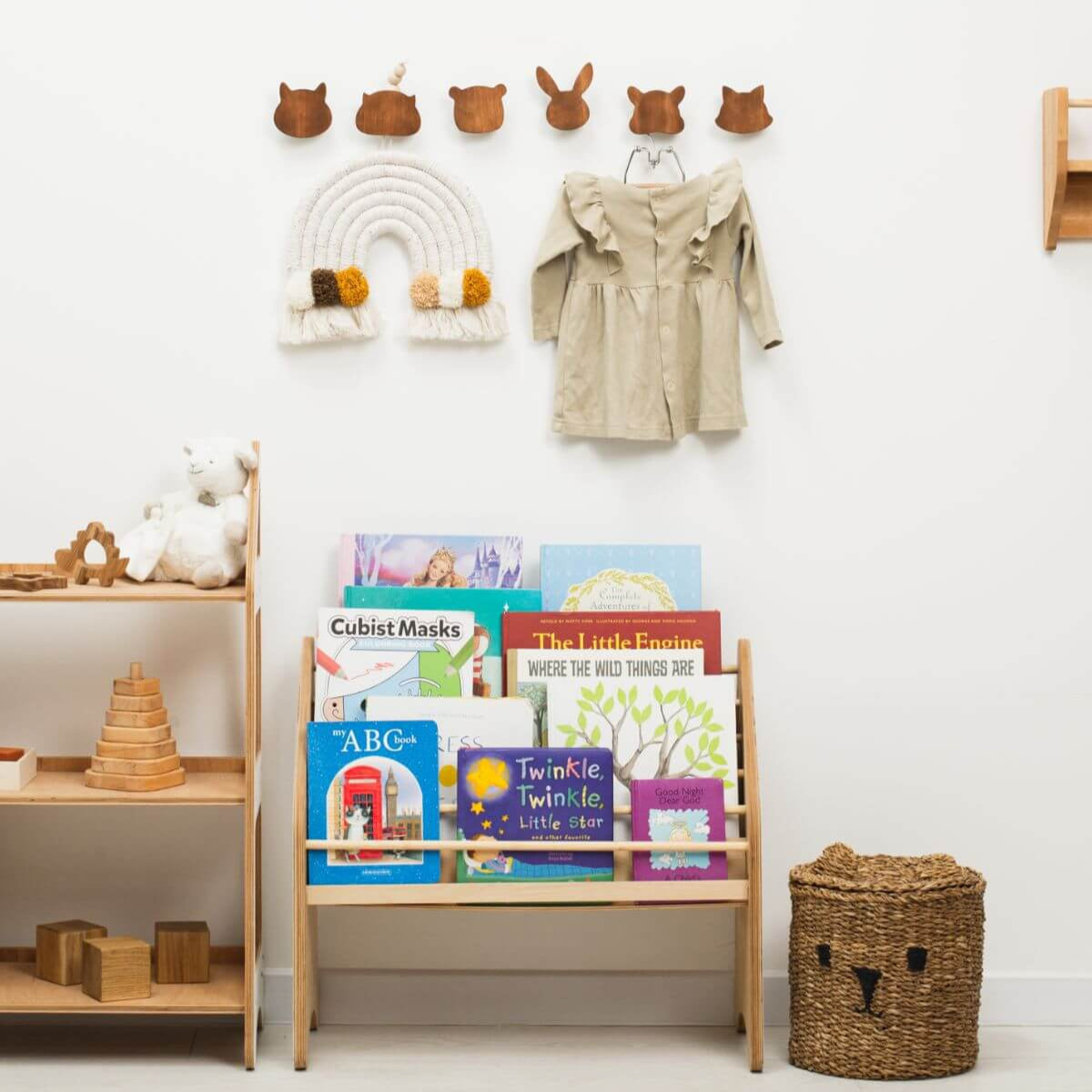 Animal hooks for wall
