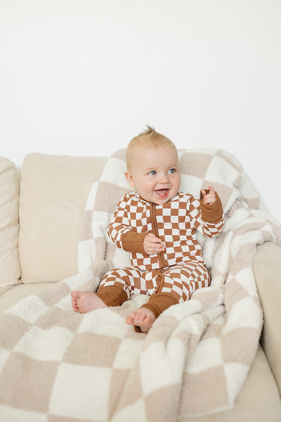 Three Little Tots Rust Checkered Ribbed Bamboo Zipper, alternate angle
