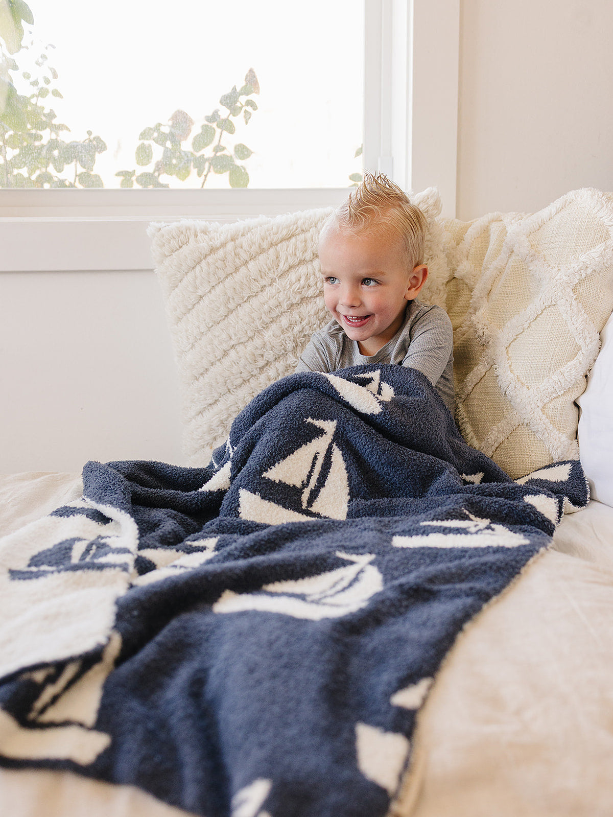 Three Little Tots Sailboat Plush Blanket, another angle