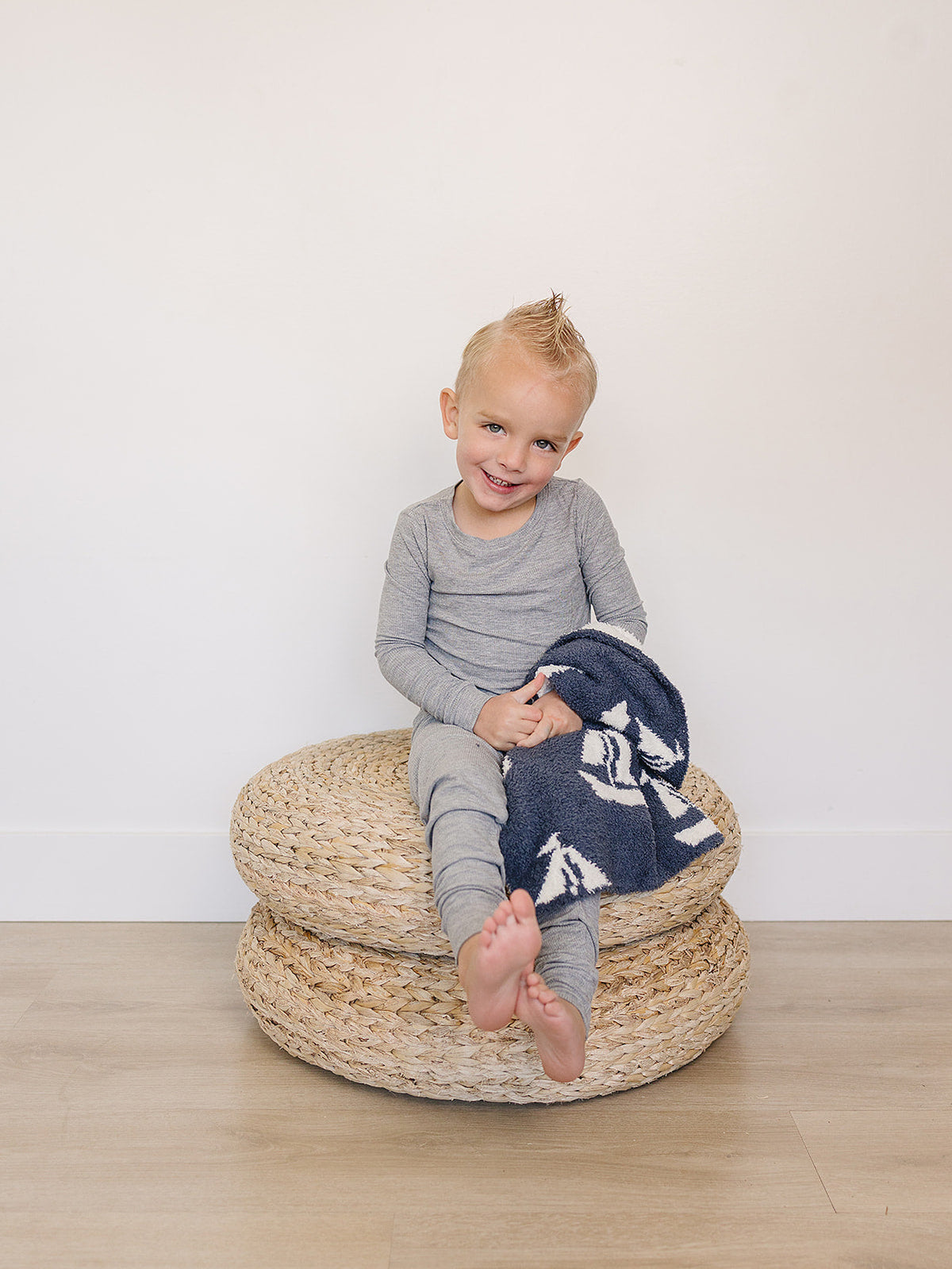 Three Little Tots Sailboat Plush Blanket, additional view