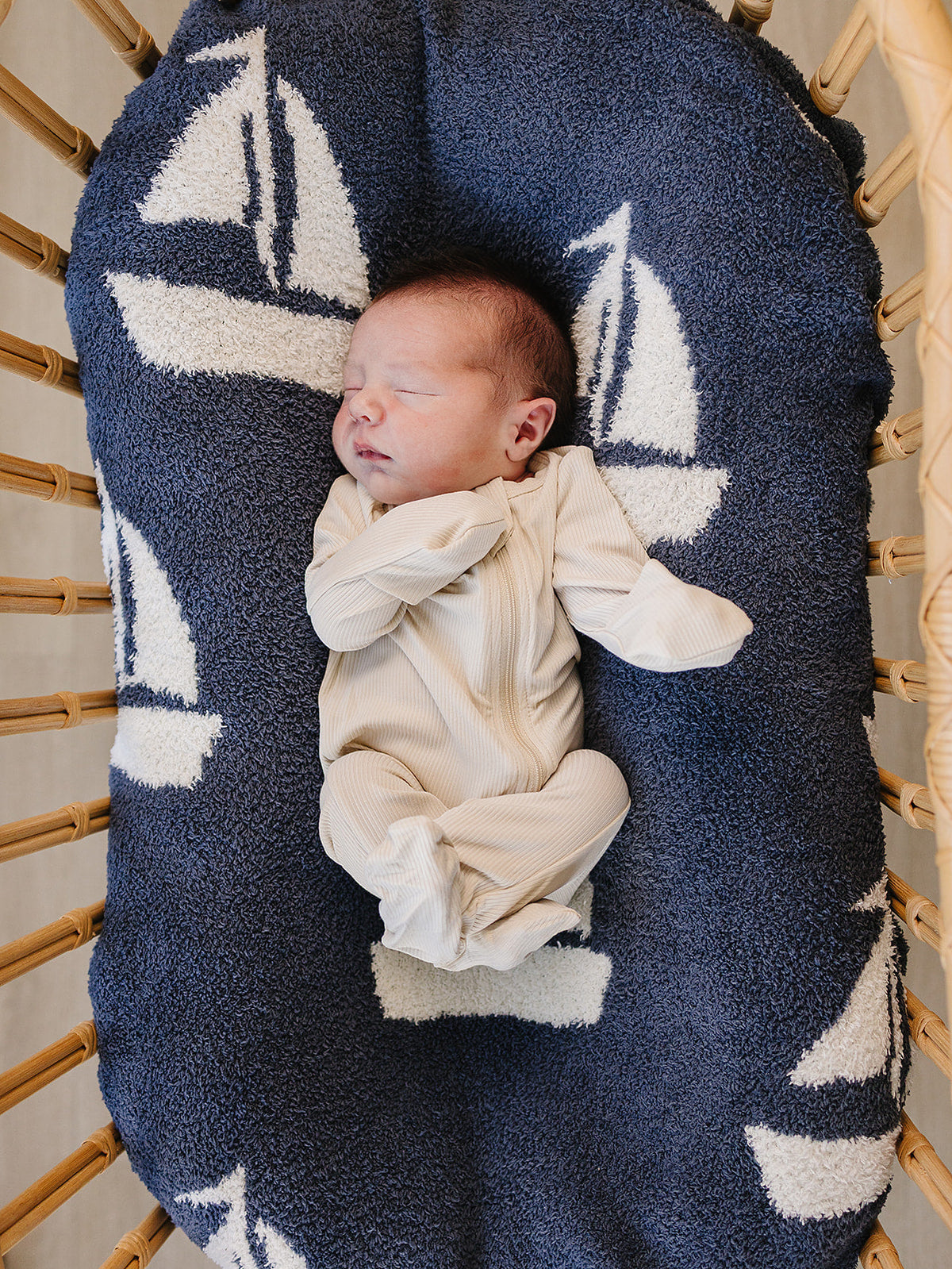 Three Little Tots Sailboat Plush Blanket, alternate angle