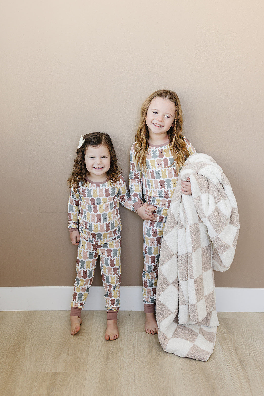 Three Little Tots Dusty Rose Peep Bamboo Cozy Set, alternate angle