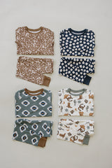 Navy Daisy Ribbed Bamboo Cozy Set
