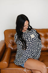 Three Little Tots Navy Daisy Ribbed Bamboo Multi-Use Cover, additional product photo