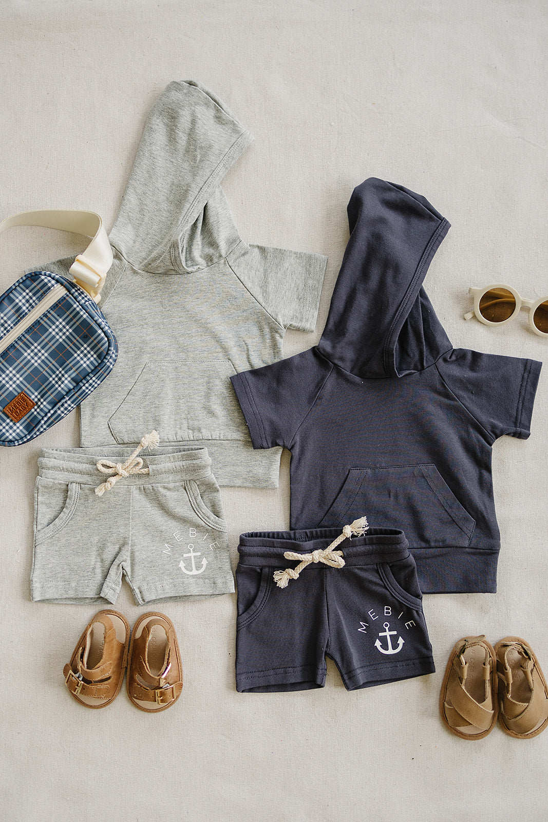 Three Little Tots Slate Hooded Tee, extra product detail
