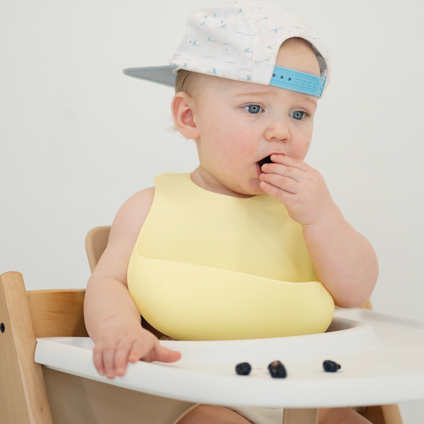 Magnetic Bib - Banana Split + Kiwi Bliss