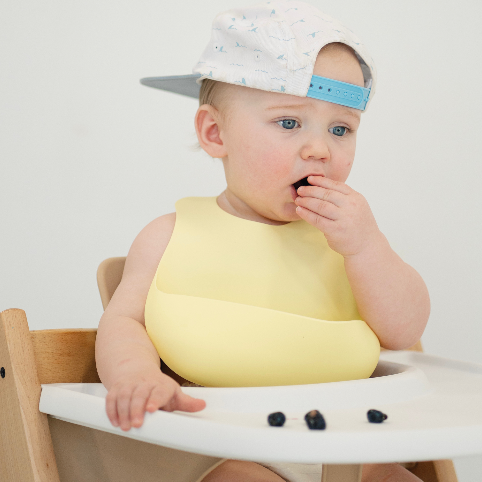 Magnetic Bib - Banana Split + Kiwi Bliss