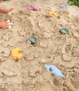 Silicone Sand bucket with toys and shovel