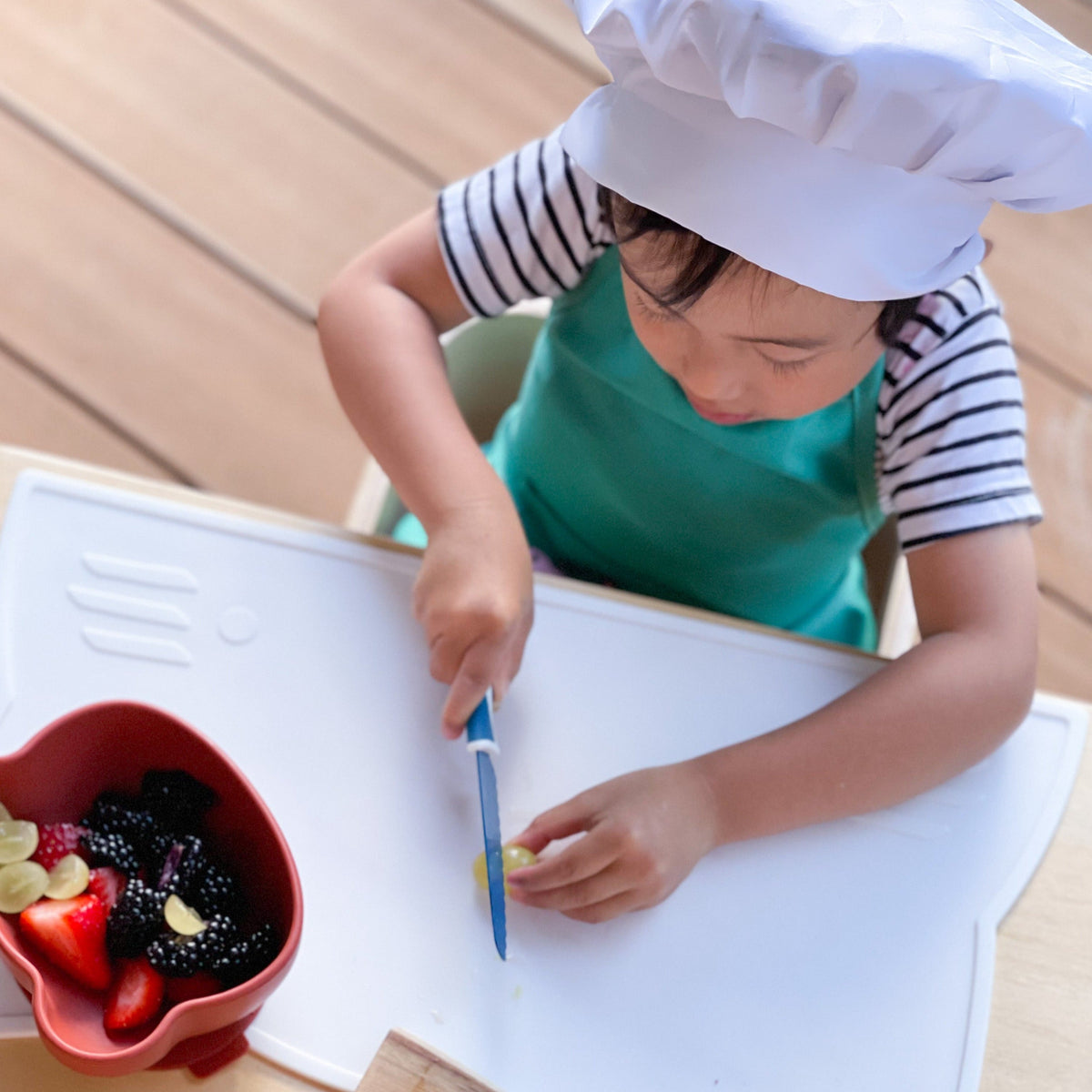 KiddiKutter Training Knife for Children 3+ (More colors available!)