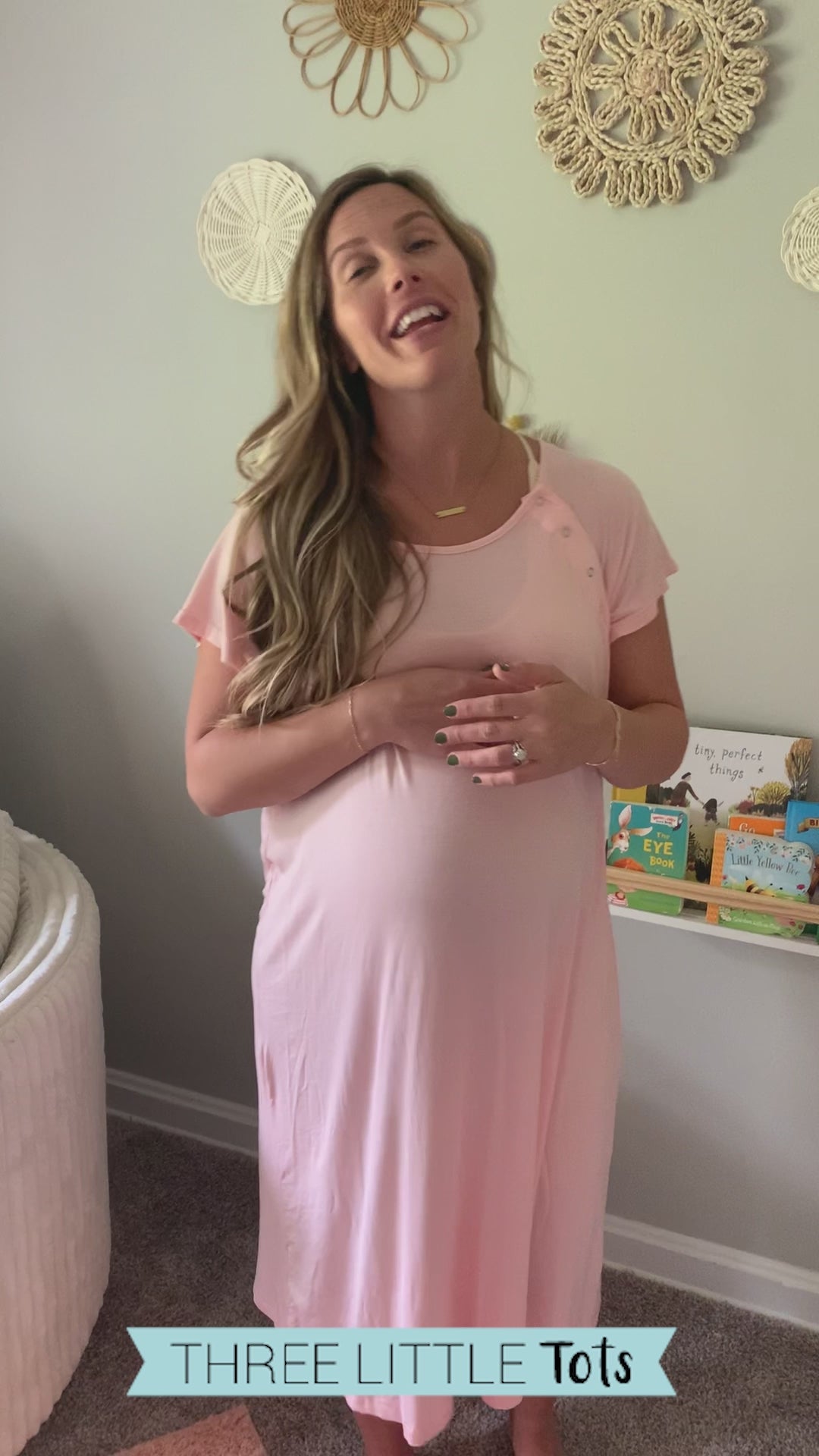 Feel your best during labor and delivery with our ultra-soft, plus-size hospital gowns. Functionality meets comfort for new moms.