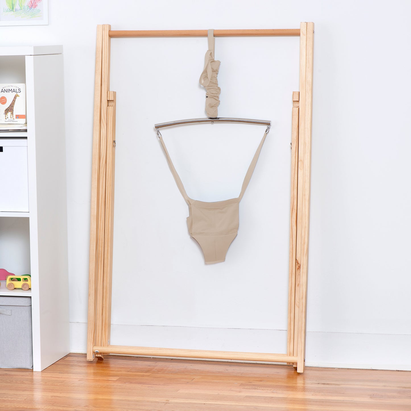 Three Little Tots Tulip Foldable Baby Bouncer - Beige, additional product photo