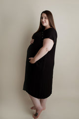 Plus size hospital gown for labor with snaps for easy breastfeeding, skin-to-skin, and IV access.