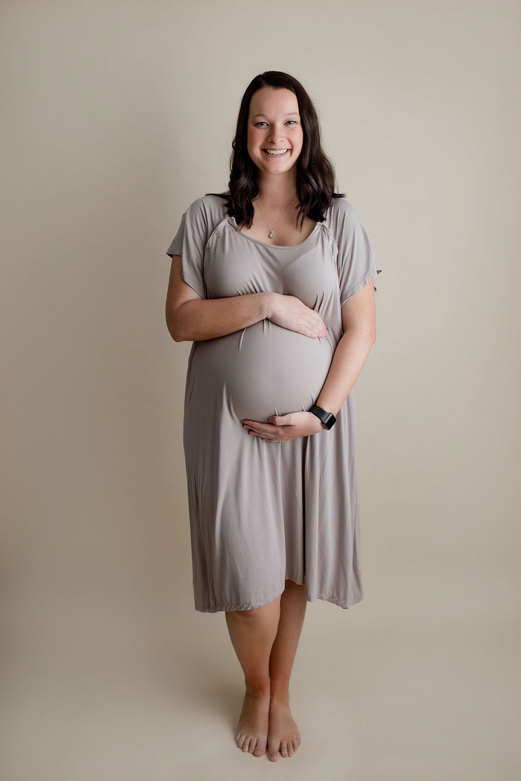 Say goodbye to old hospital gowns, hello to breathable, doctor-recommended labor and delivery comfort.Say goodbye to old hospital gowns, hello to breathable, doctor-recommended labor and delivery comfort.