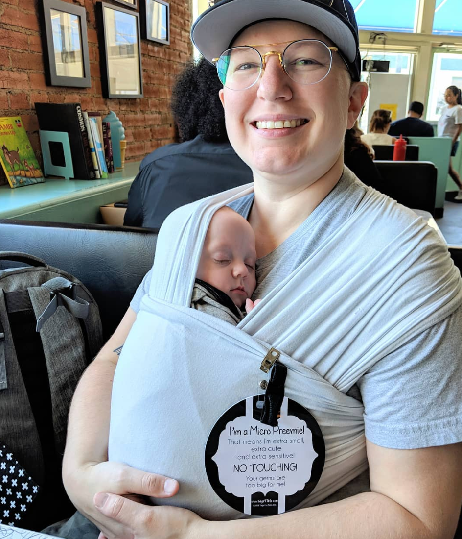 Micro Premies are babies born before 26 weeks or weighing less than 28 oz. Micro Preemies are more susceptible to germs. To keep them safe, add this Micro Preemie Sign on your car seat. 