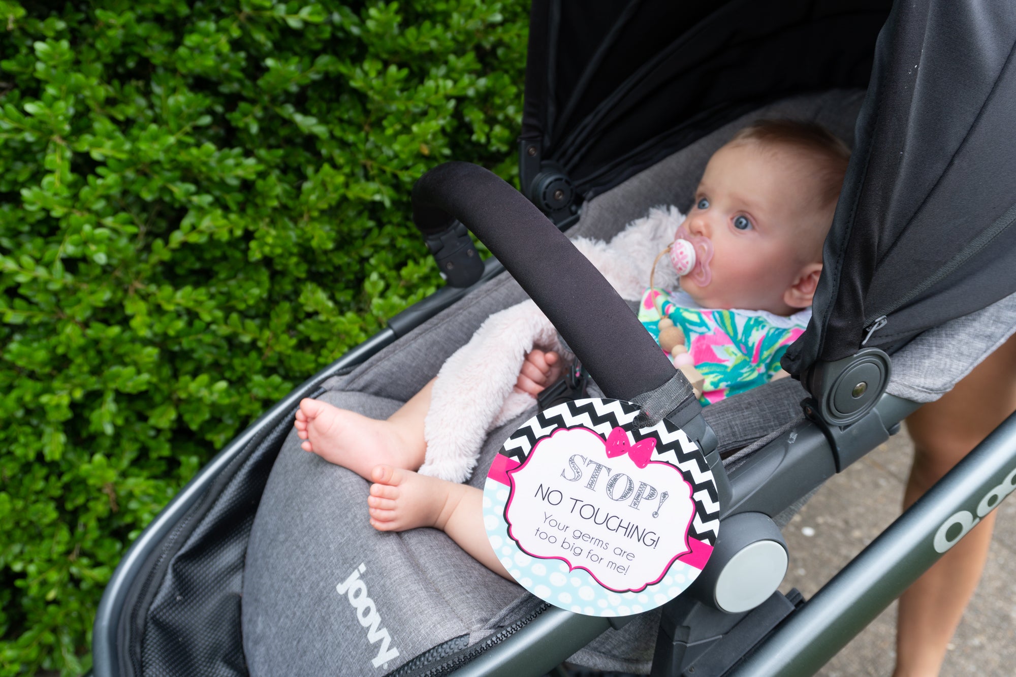 Three Little Tots Girl Zig Zag Please Don't Touch My Baby Car Seat, alternate angle