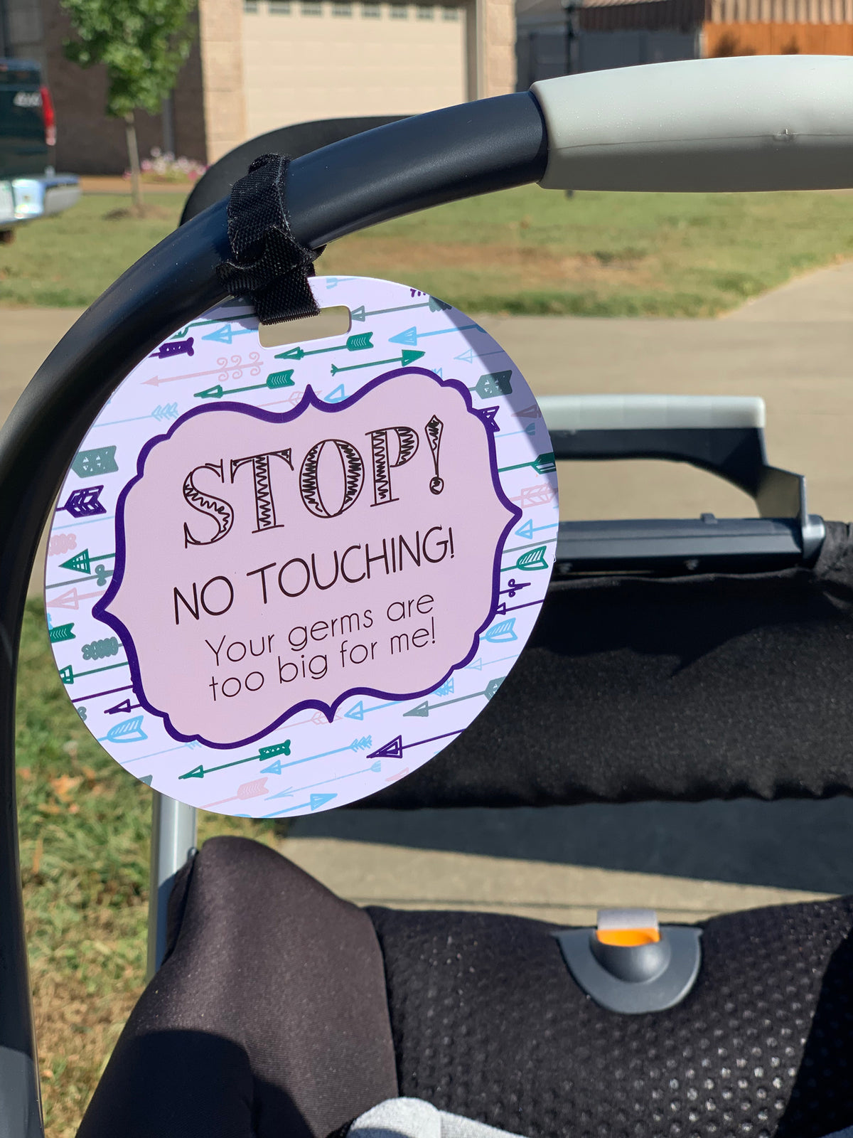 Kindly admire from afar! These signs ensure your baby’s space is respected and keep stress at bay. Perfect for car seats, strollers, and more.