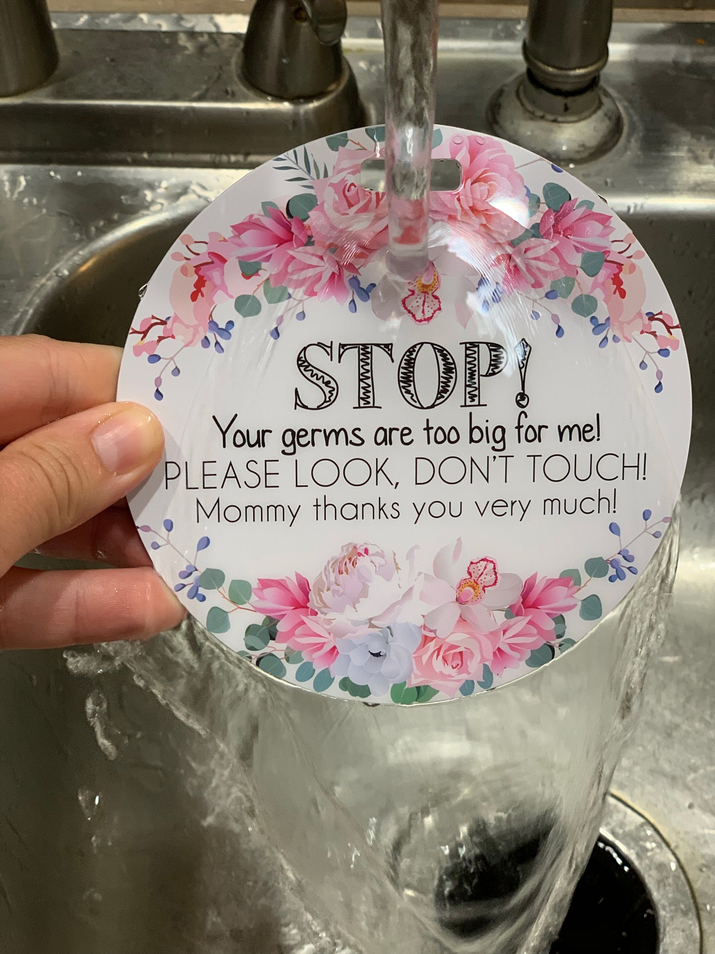 Keep your baby safe from germs! Attach these tags to strollers, car seats, or cribs for peace of mind.