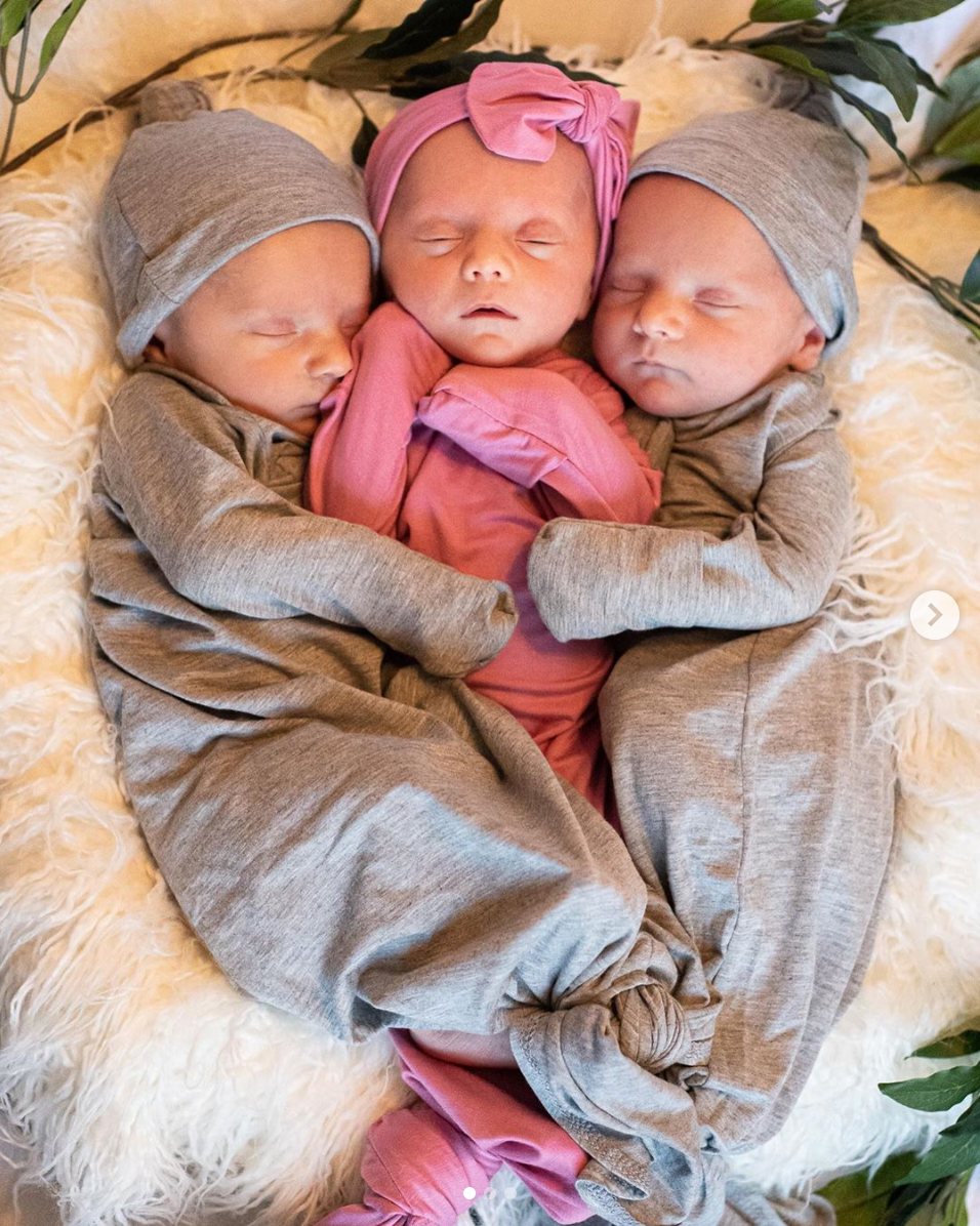 Rose knotted baby gown and gray knotted baby gown