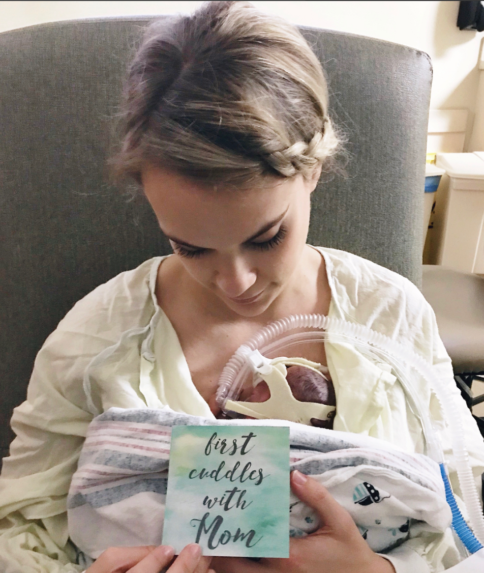 Kangaroo Care skin on skin contact in the neonatal unit with Three Little Tots NICU Milestone Cards. Makes a great gift for new preemie parents