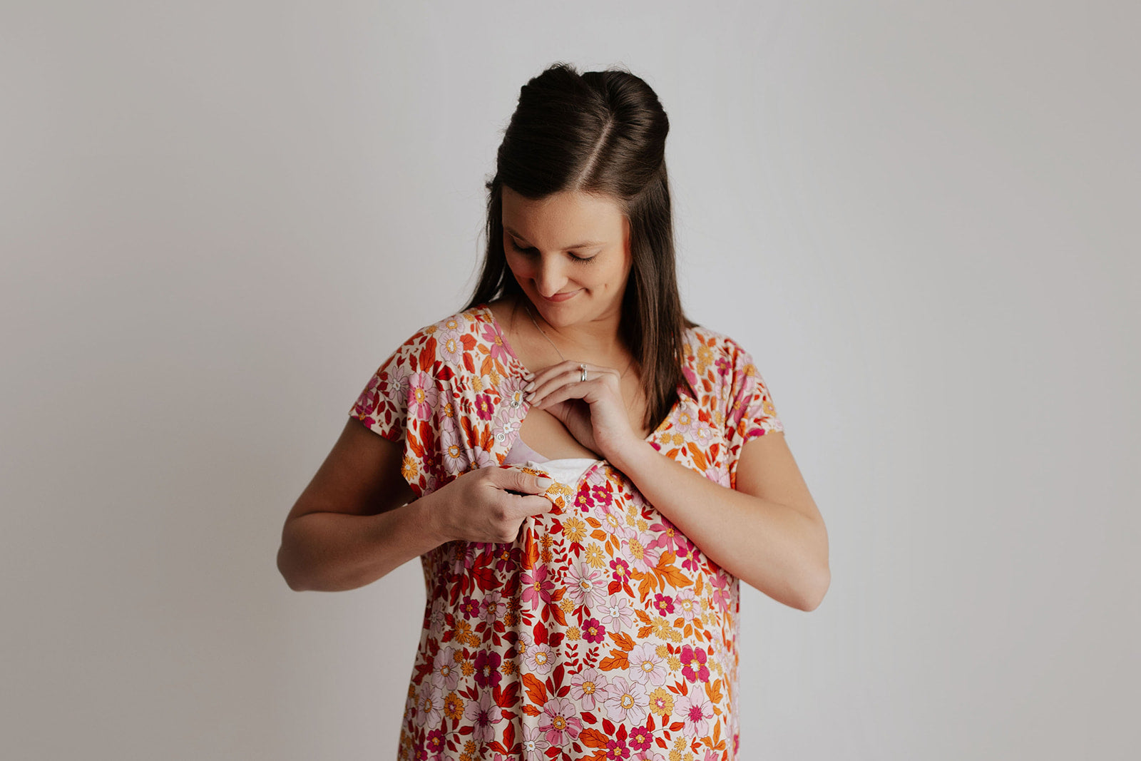 the best and softest hospital gown for labor with snaps for easy breastfeeding, skin-to-skin, and IV access.