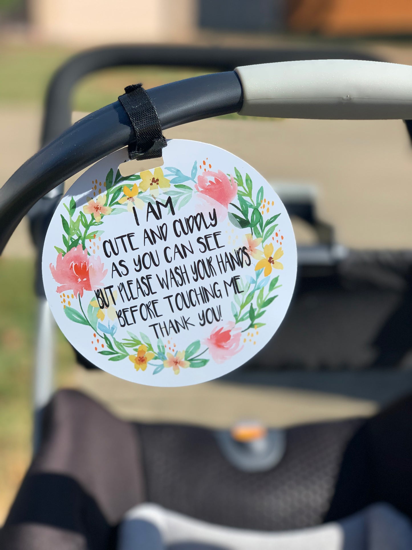 Politely remind others to admire your baby from a distance with these cute and effective no-touch signs. Perfect gift for newborn baby shower or preemie NICU baby